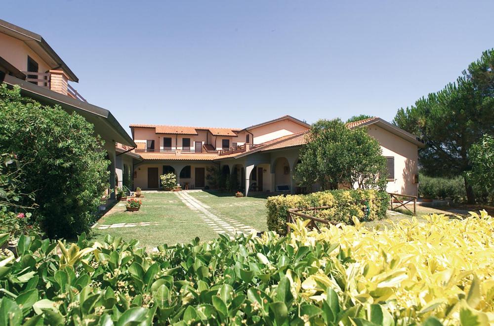 Ranch Hotel Scarlino Ngoại thất bức ảnh